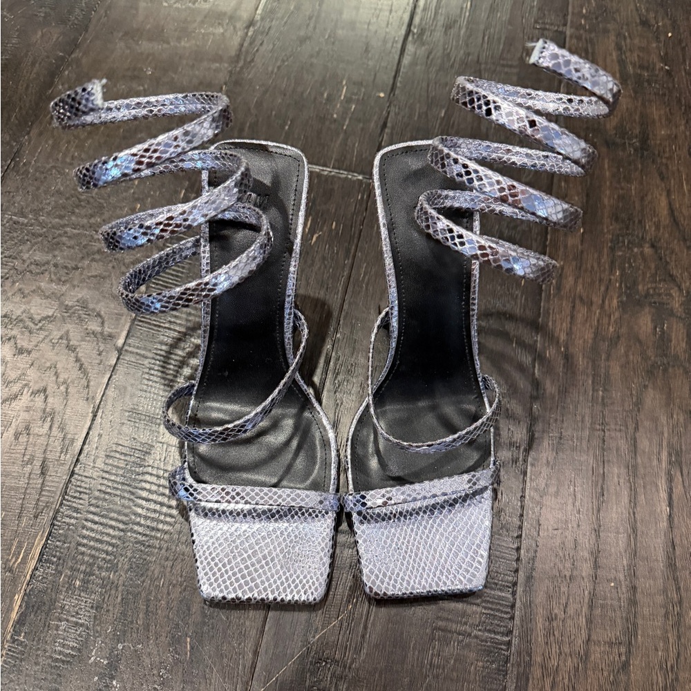 H&M Blue Snake Spring Spiral Strap Square Toe Heels